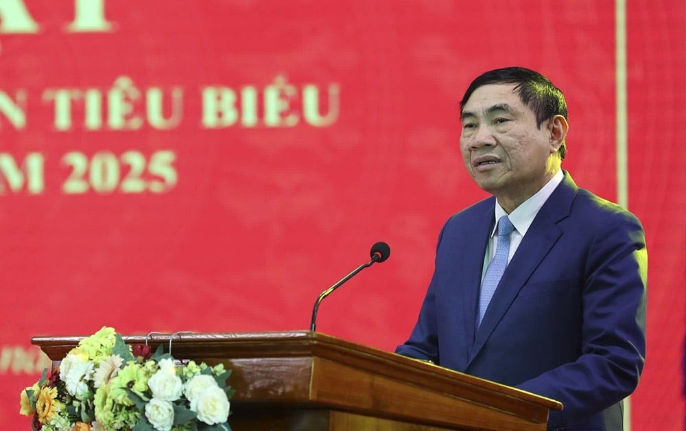 bi-thu-tinh-uy-2.jpg