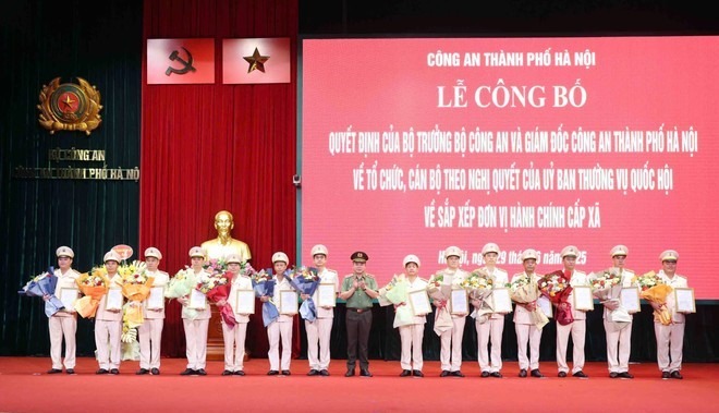 cong-an-xa-ha-noi.jpg