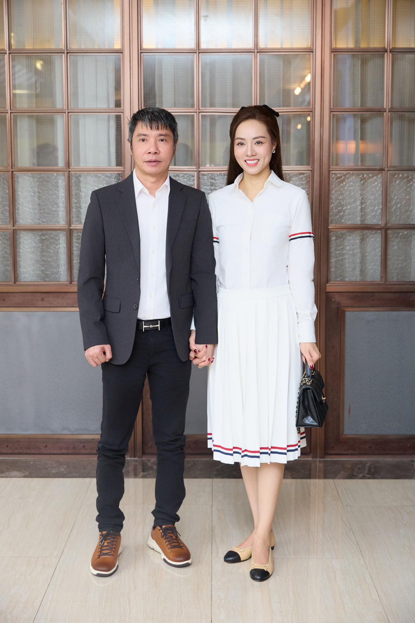 05-1751679465-vo-nsnd-cong-ly-len-tieng-ve-thong-tin-co-mot-doi-chong-roi-moi-di-cuoi-cong-ly-486192059293027012093740228866793752203717490n-1751676314688-1751676315038324396020.jpeg