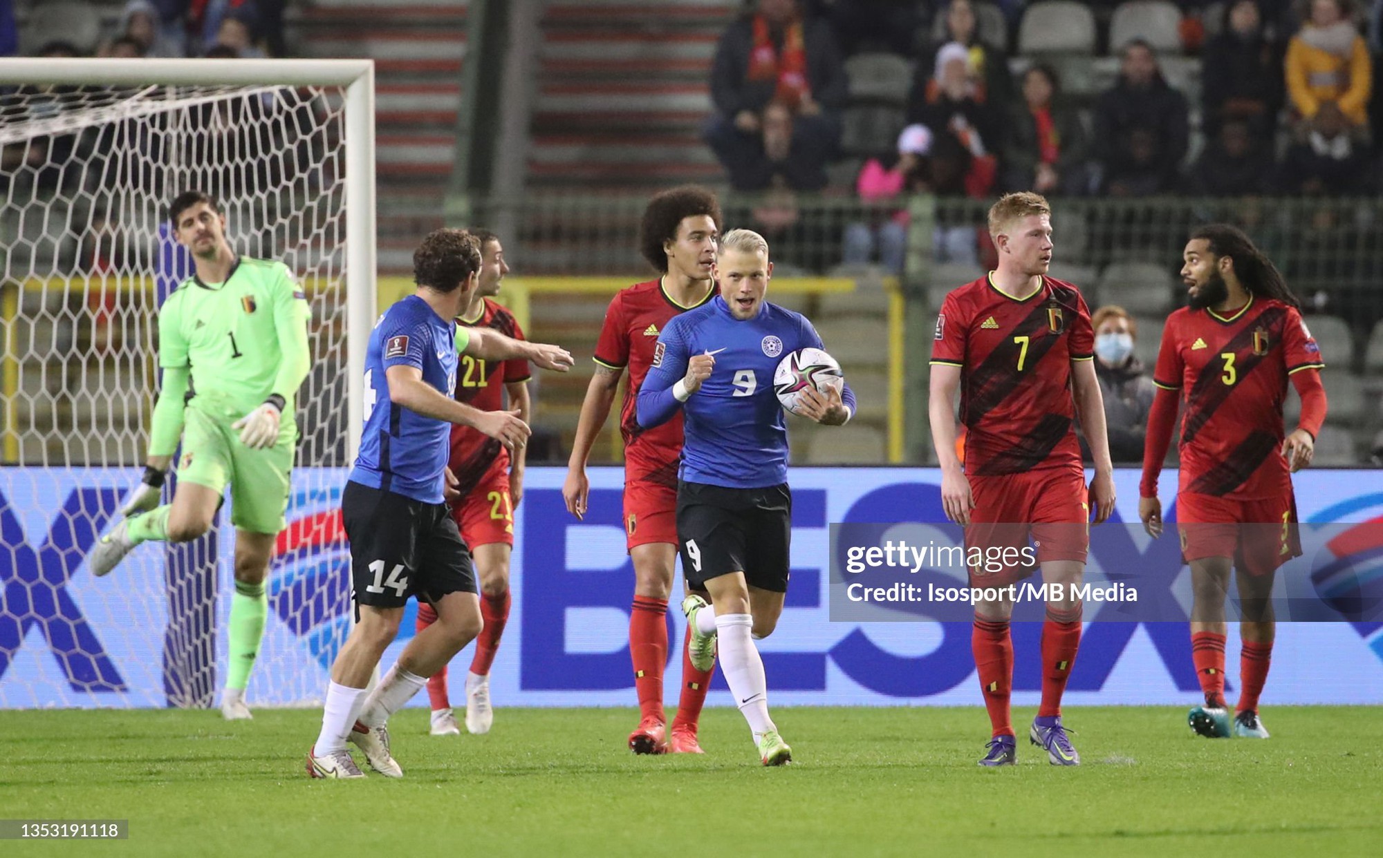 05-1751705311-clb-vleague-chieu-mo-tuyen-thu-chau-au-gia-hon-11-ty-dong-tung-2-lan-sut-tung-luoi-tuyen-bi-erik-sorga-estonia-belgium-1751701395328-17517013958921387327973.jpg