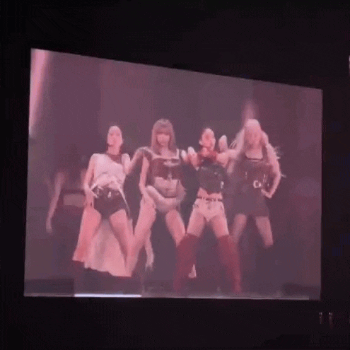 HOT: BLACKPINK trình diễn ca khúc mới, hàng triệu fan vỡ oà!- Ảnh 3.