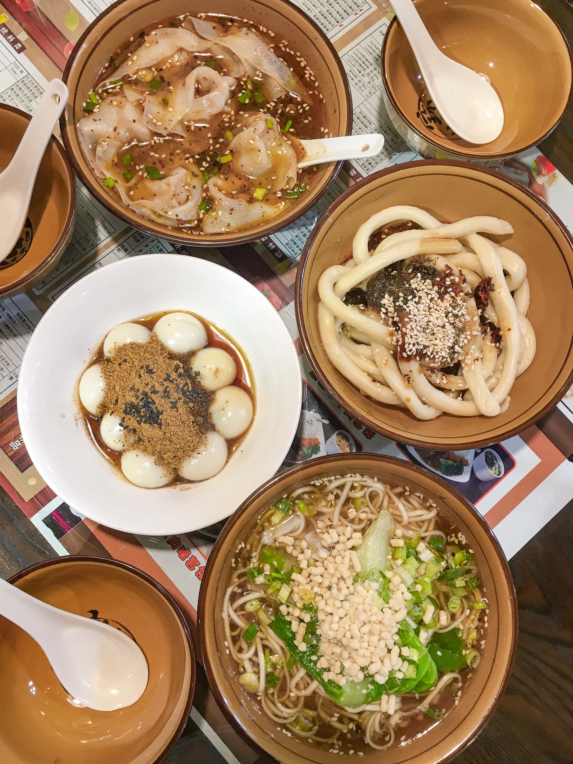 Khách Việt bị giữ lại ở sân bay Trung Quốc, phải mở tung cả vali để soát đồ: Nguyên nhân từ một vật quen thuộc- Ảnh 3.