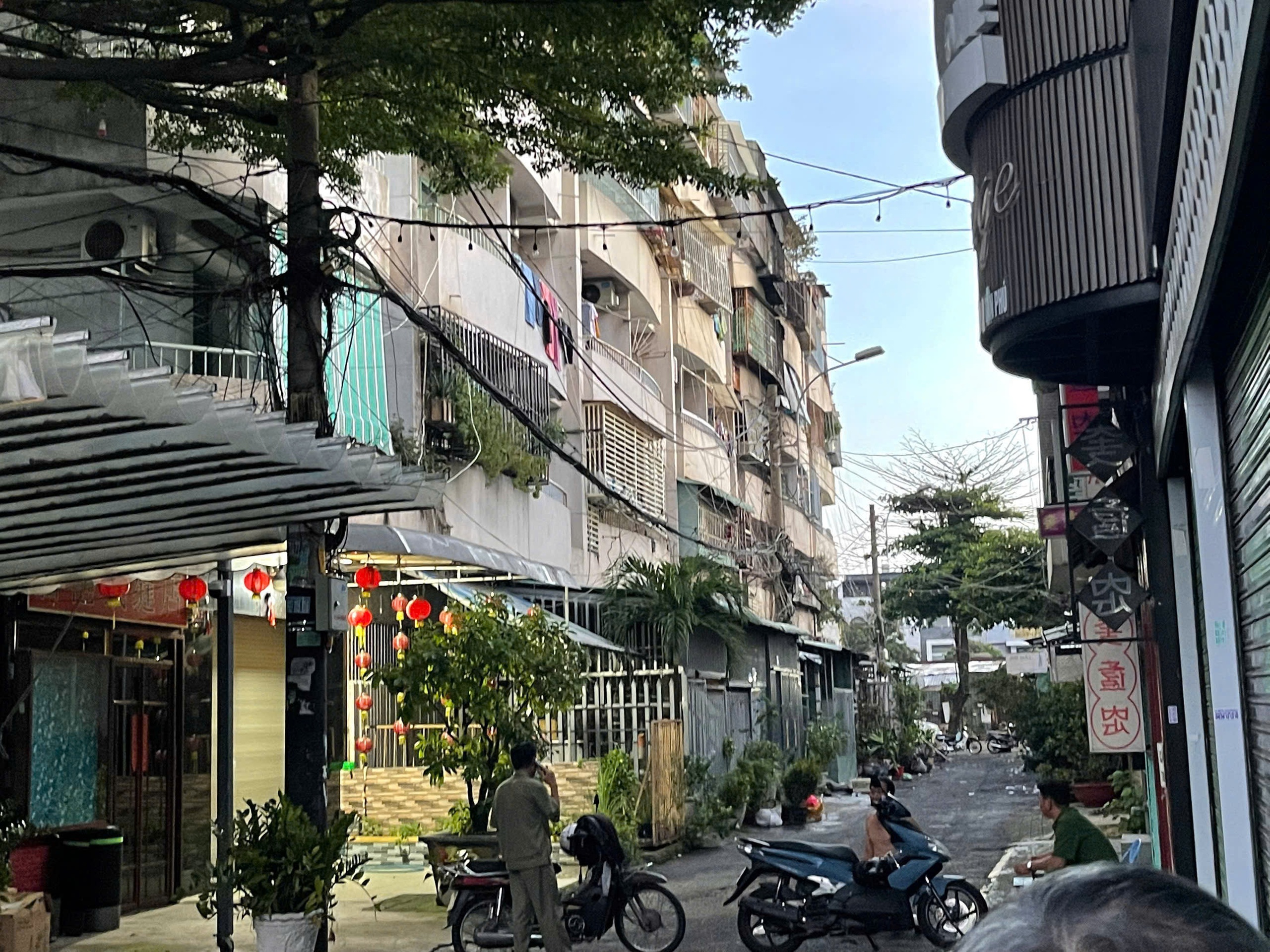 08-1751931900-khac-phuc-hau-qua-vu-chay-cu-xa.jpg