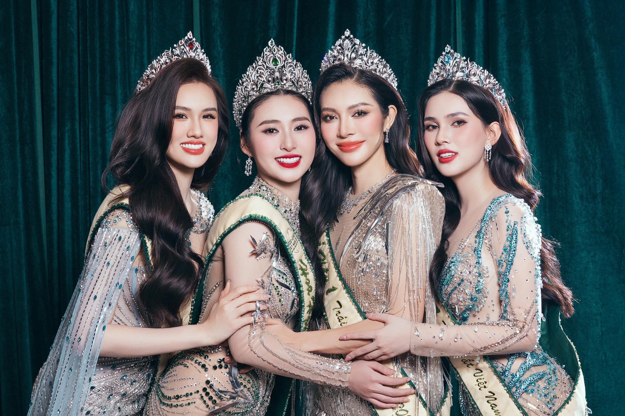 08-1751940829-1-hoa-hau-viet-mat-suat-thi-quoc-te-btc-len-tieng-thong-tin-mua-ban-giai.jpg