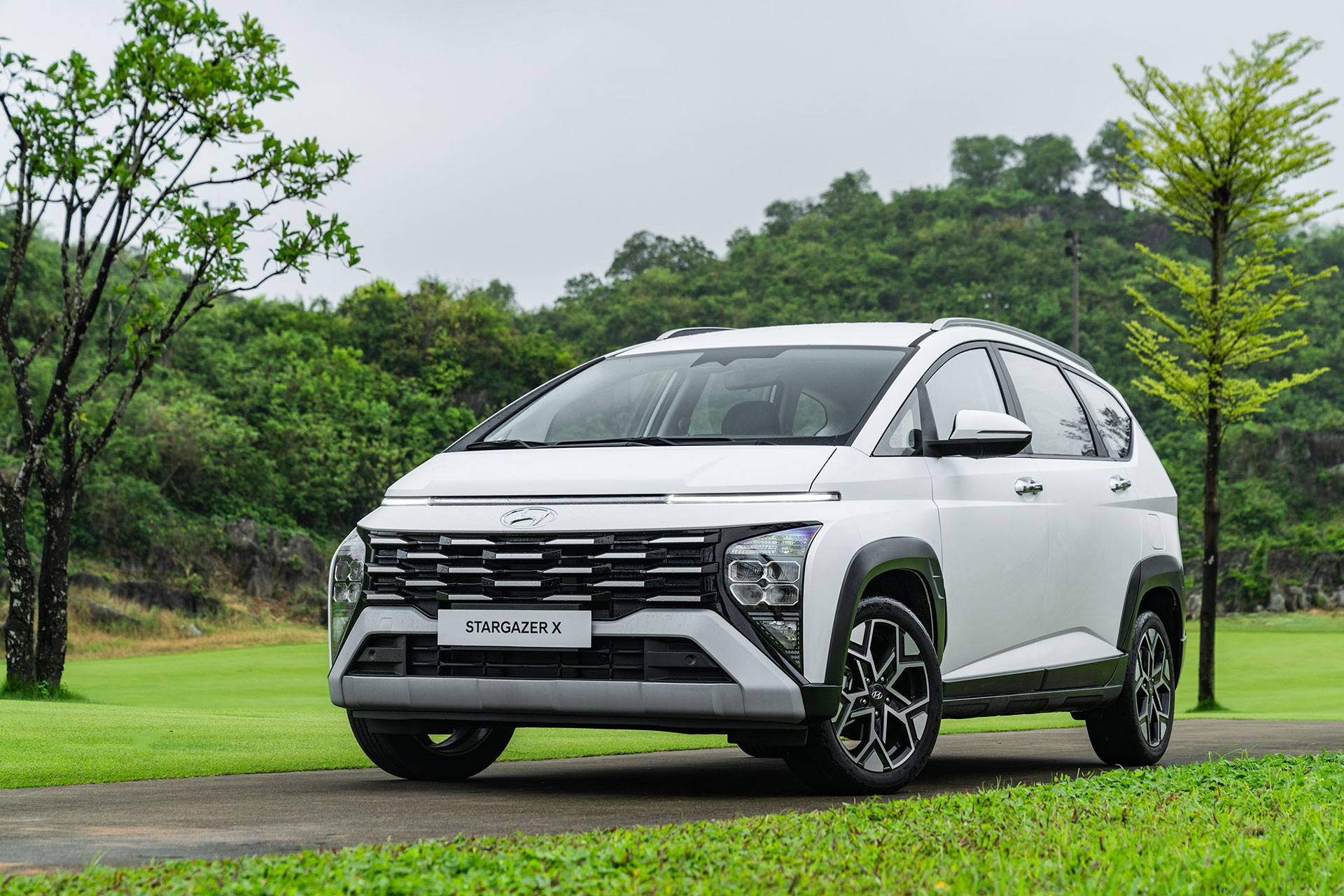 Hyundai Stargazer X 2024 (1).jpg