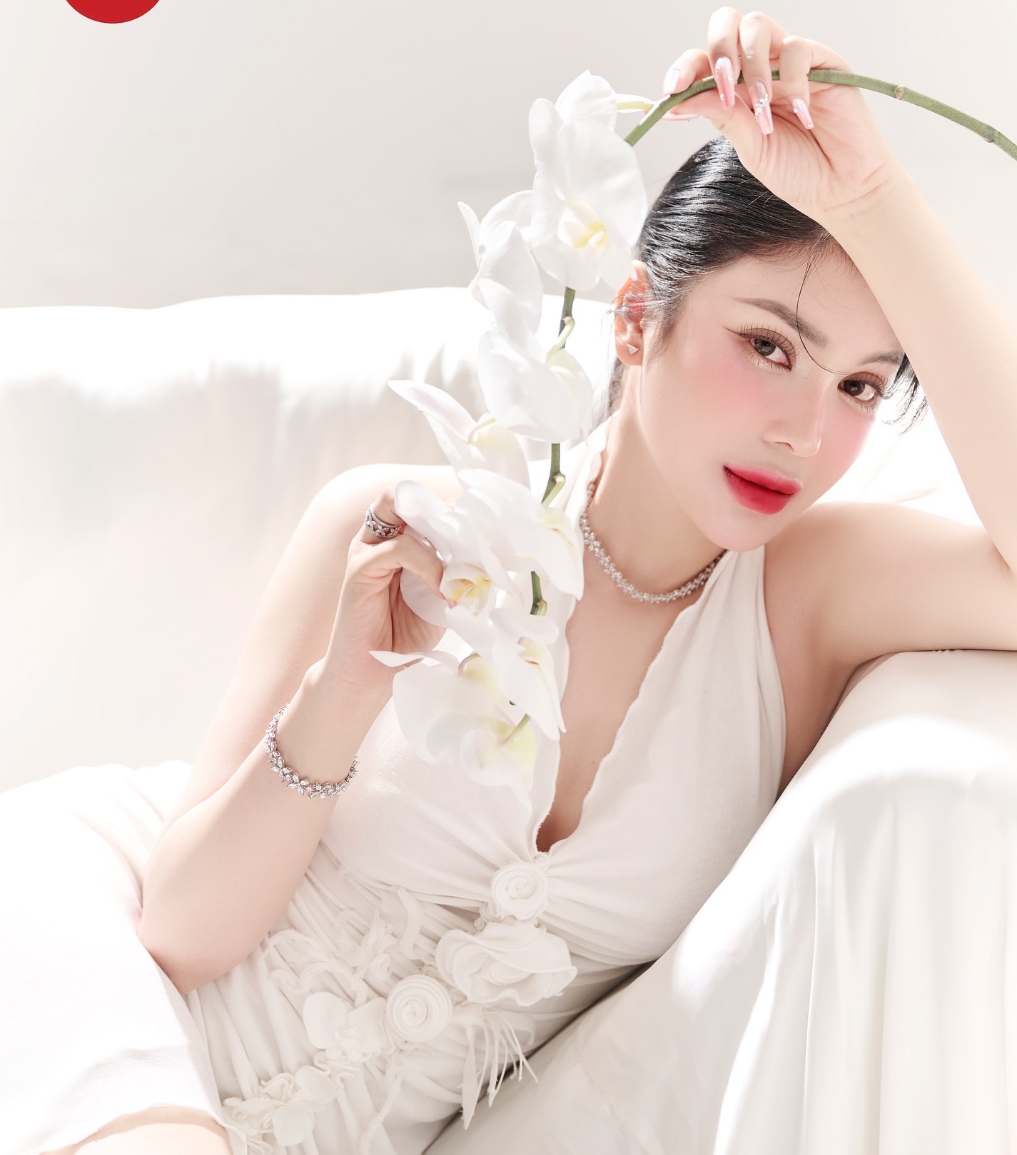 Nữ ca sĩ bolero 30 tuổi gây chú ý Miss Grand Vietnam 2025 là ai?- Ảnh 4.