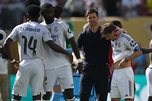 10-1752114761-hlv-alonso-hua-hen-ky-nguyen-moi-cho-real-madrid-sau-that-bai-dam-truoc-psg.webp