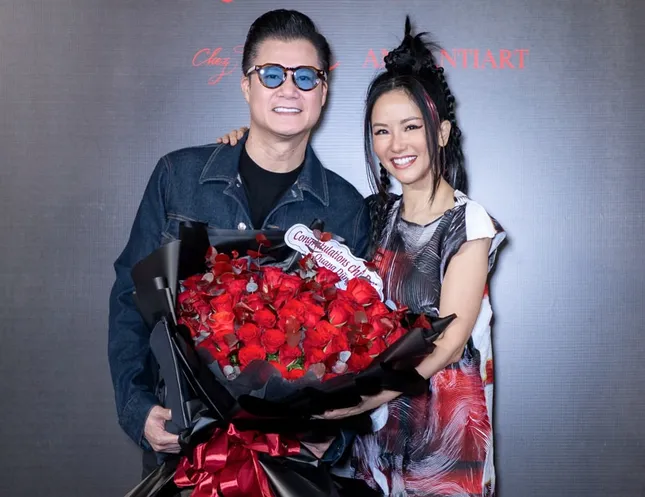 10-1752118923-diva-hong-nhung-di-qua-bien-co-toi-thanh-nguoi-khac.webp