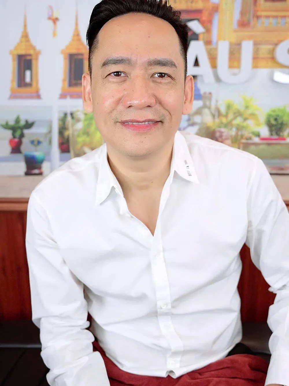 10-1752121550-hang-loat-video-nghe-si-viet-quang-cao-chan-may-phong-thuy-bien-mat.webp