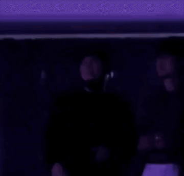 10-1752129664-1-sao-nam-nhu-bat-khoc-trong-concert-blackpink-du-luan-mia-mai-het-loi.gif