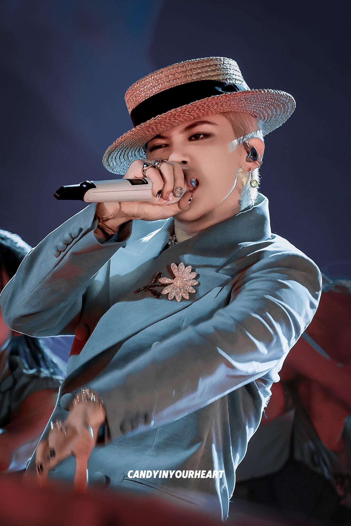 10-1752138153-g-dragon-chinh-thuc-huy-concert-tai-thai-lan-gay-anh-huong-lon-den-concert-viet-nam-cuoi-nam-nay.jpg